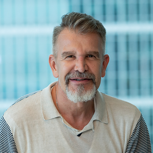 Juerg Herbert Baertschi - Russell Reynolds Associates